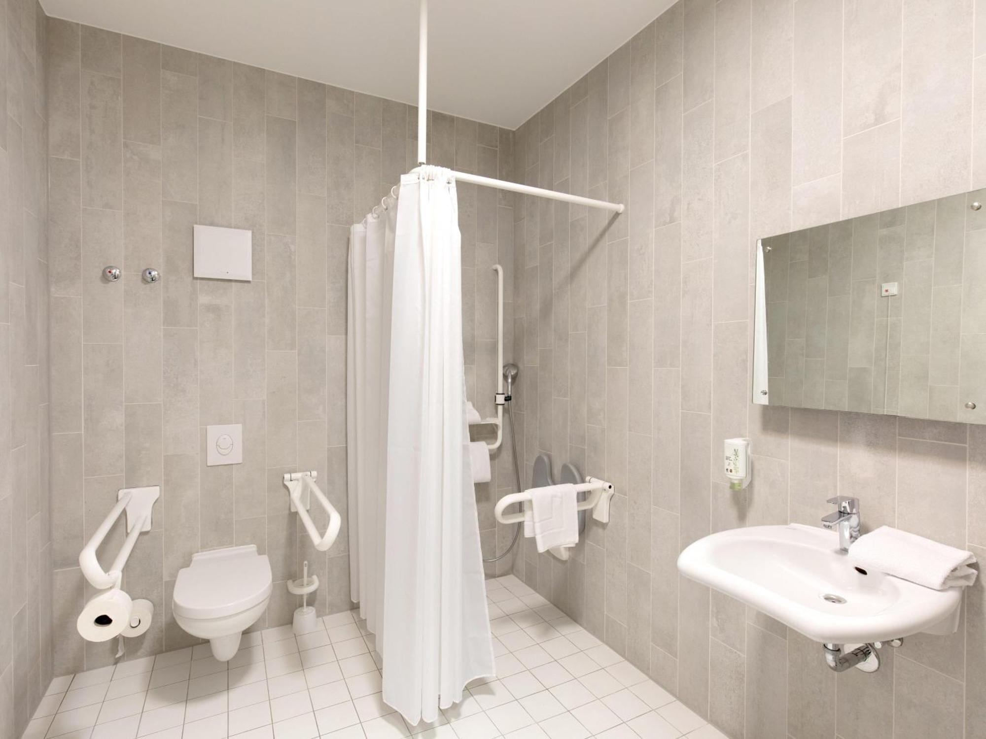 B&B Hotel Hamburg-Harburg Esterno foto