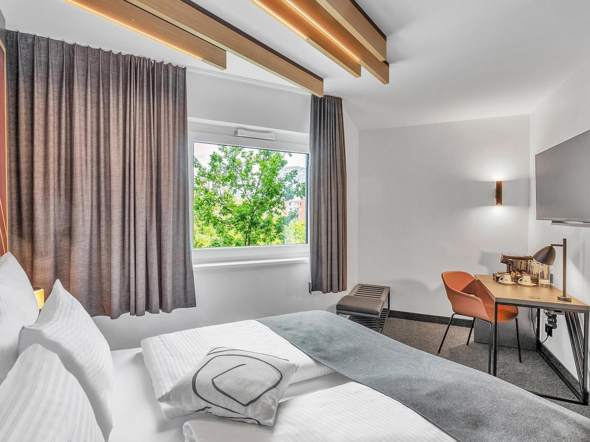 B&B Hotel Hamburg-Harburg Esterno foto
